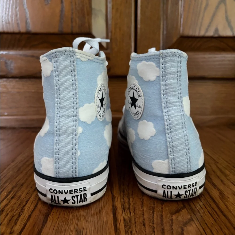 Converse High-Top Sneakers Cloud Print - Size 7 Youth